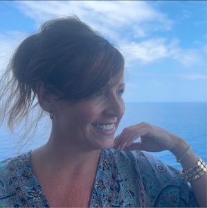 Meet your Posher, Carol